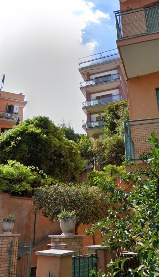 Bed and Breakfast Red Rose Рим Екстер'єр фото