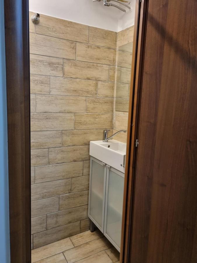 Bed and Breakfast Red Rose Рим Екстер'єр фото